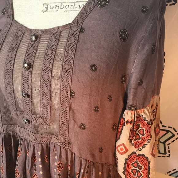 Patterned light brown dress w/ button/sheer detail - Picture 3 of 6